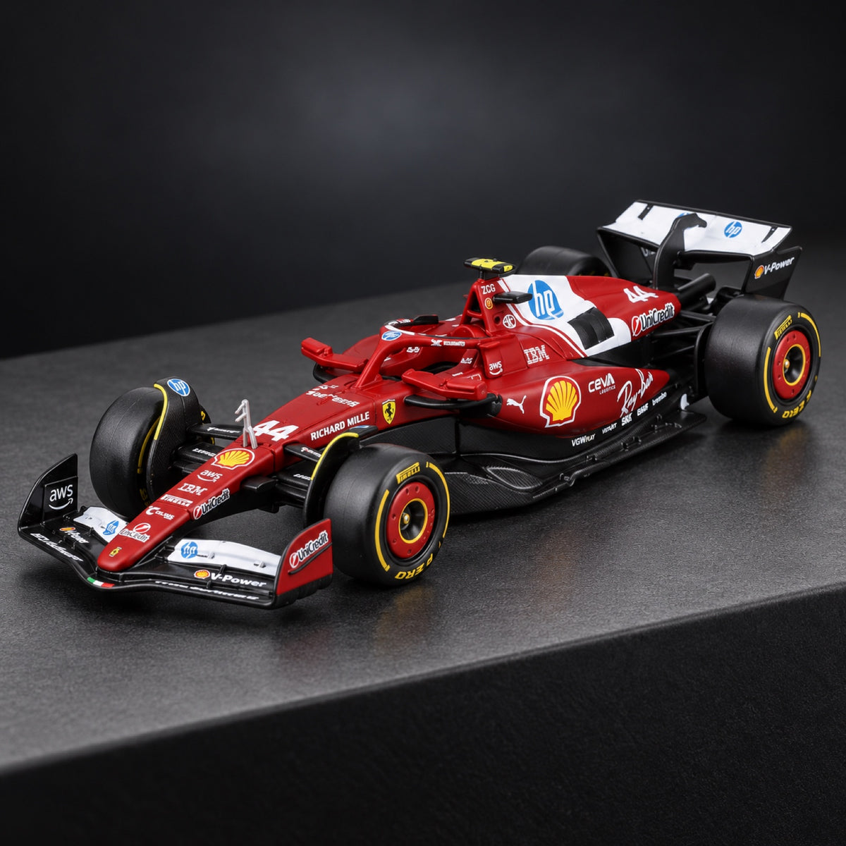 Model Bburago Scuderia Ferrari SF-25 #44 Lewis Hamilton 2025 v měřítku 1:43 – ilustrační foto (AI)