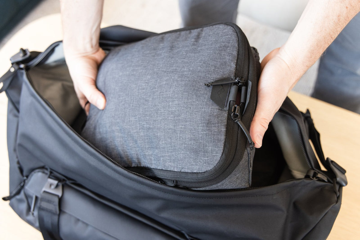 Cestovní organizér Peak Design Packing Cube S Medium - Charcoal