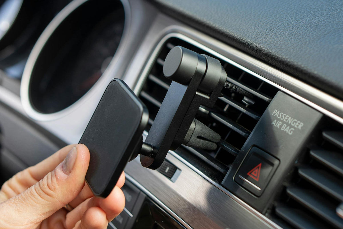 Držák do auta na mřížku ventilace Peak Design Car Mount Vent - černý
