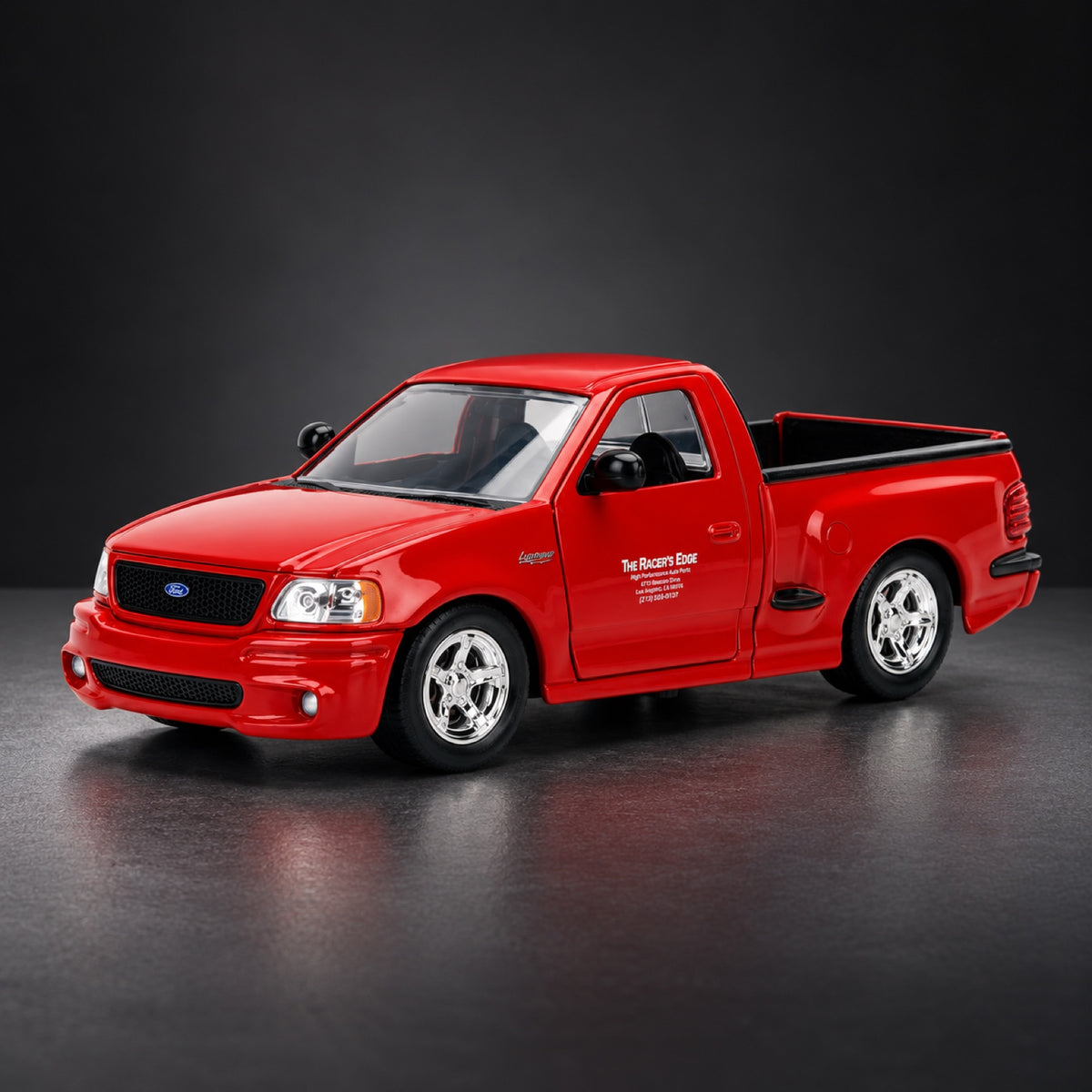 Model Rychle a zběsile Ford F-150 SVT Lightning Brian's FF 1999 v měřítku 1:24 – červený – ilustrační foto (AI)