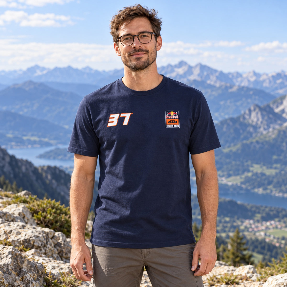 Tričko pro fanoušky KTM Red Bull Racing – Pedro Acosta – ilustrační foto (AI)