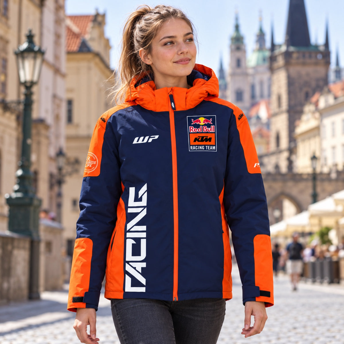 Zimní týmová bunda KTM Red Bull Racing – ilustrační foto (AI)
