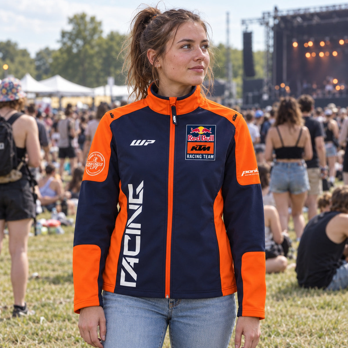 KTM Red Bull Racing Women's Softshell Team Jacket – ilustrační foto (AI)