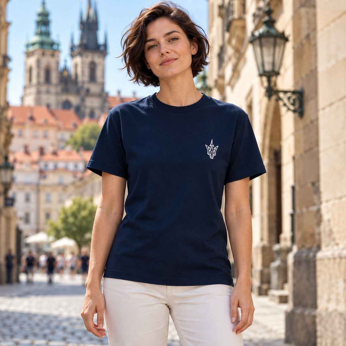 Pánské tričko Maserati s malým logem trojzubce – ilustrační foto (AI)