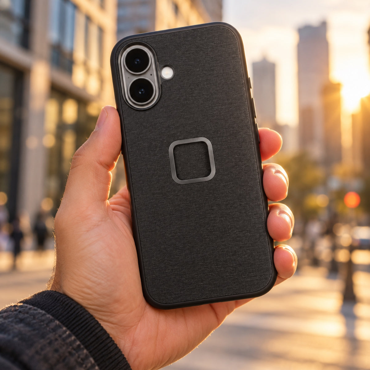 Pouzdro Peak Design Everyday Case – iPhone 16 Standard – Charcoal – ilustrační foto (AI)