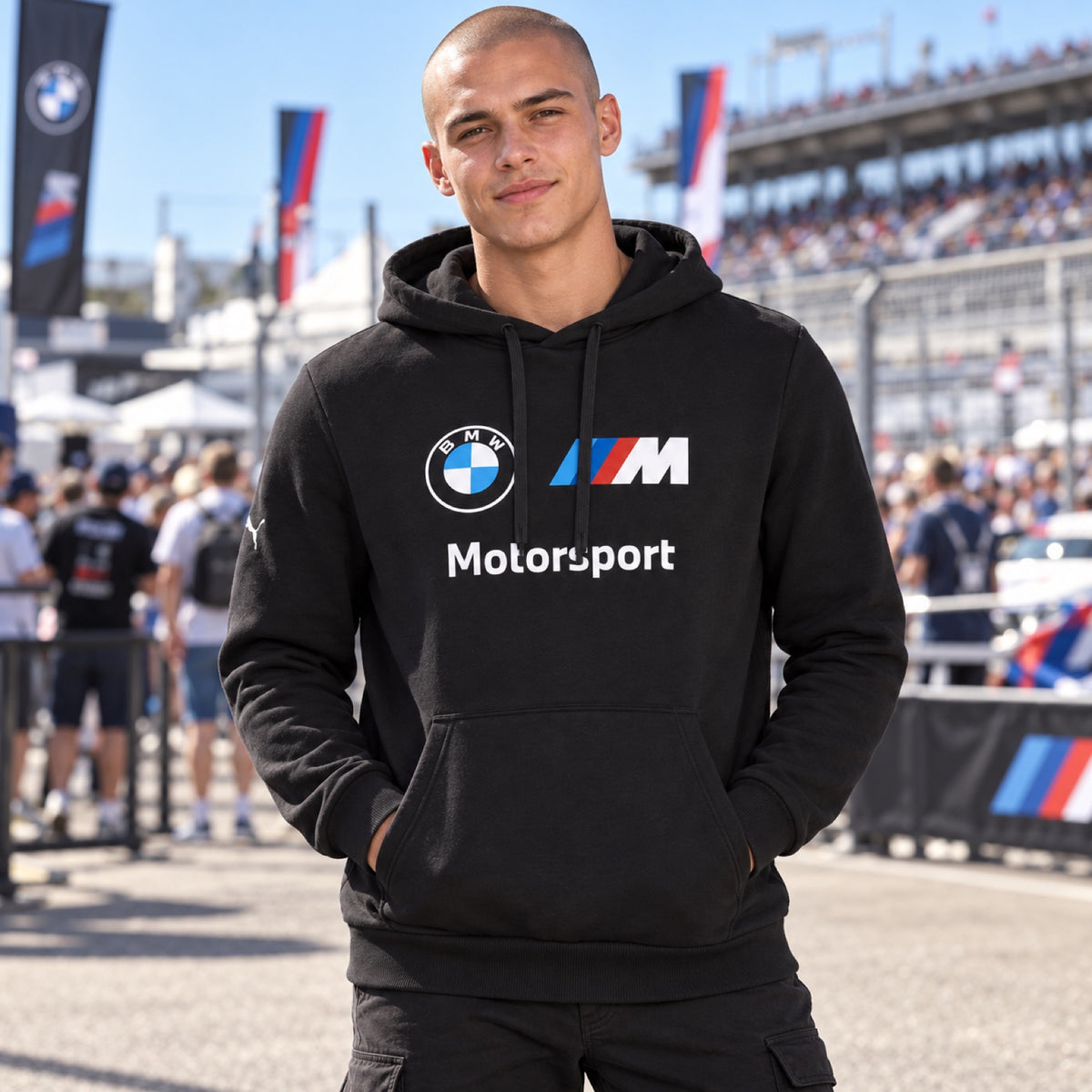 Mikina s kapucí BMW Motorsport Casual – černá – ilustrační foto (AI)