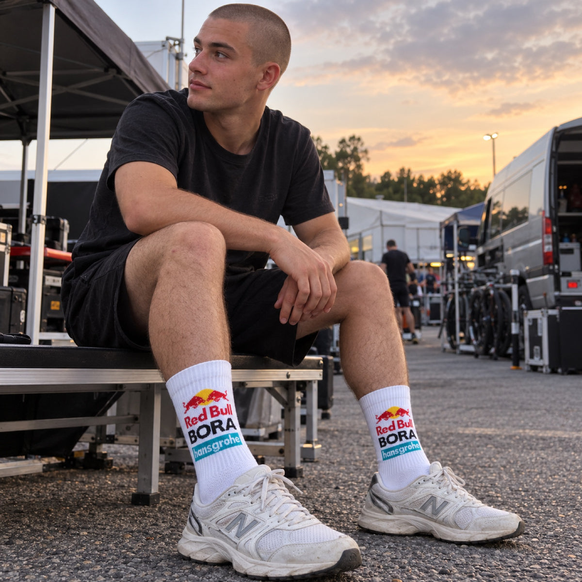Red Bull Bora Hansgrohe Sports Socks with Logo – ilustrační foto (AI)