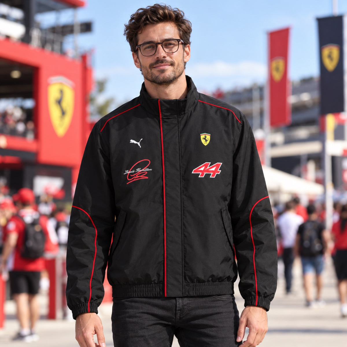 Bunda Lewis Hamilton Scuderia Ferrari F1 x Puma – Fan Edition – ilustrační foto (AI)