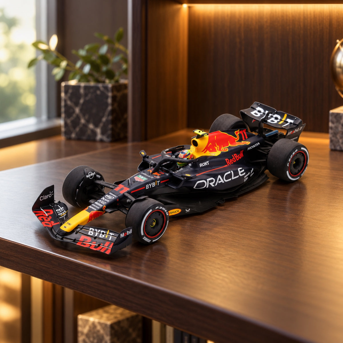 Model Spark Oracle Red Bull Racing RB19 Sergio Perez v měřítku 1:18 – GP Saúdské Arábie 2023 – ilustrační foto (AI)
