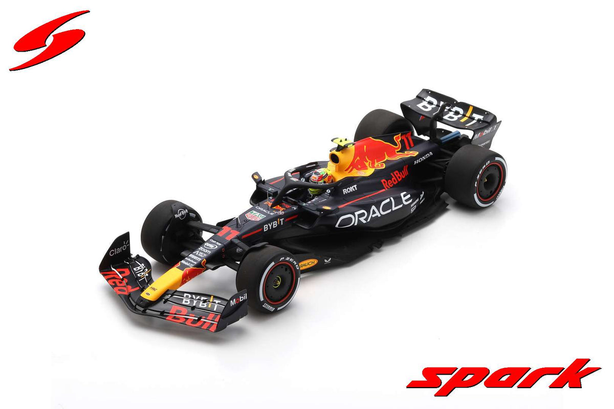 Model Spark Oracle Red Bull Racing RB19 Sergio Pérez v měřítku 1:18, GP Saúdské Arábie 2023