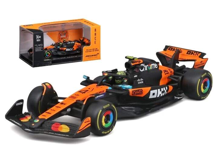 Model McLaren F1 MCL39 BBurago #4 Lando Norris 2025 v měřítku 1:43 - Signature