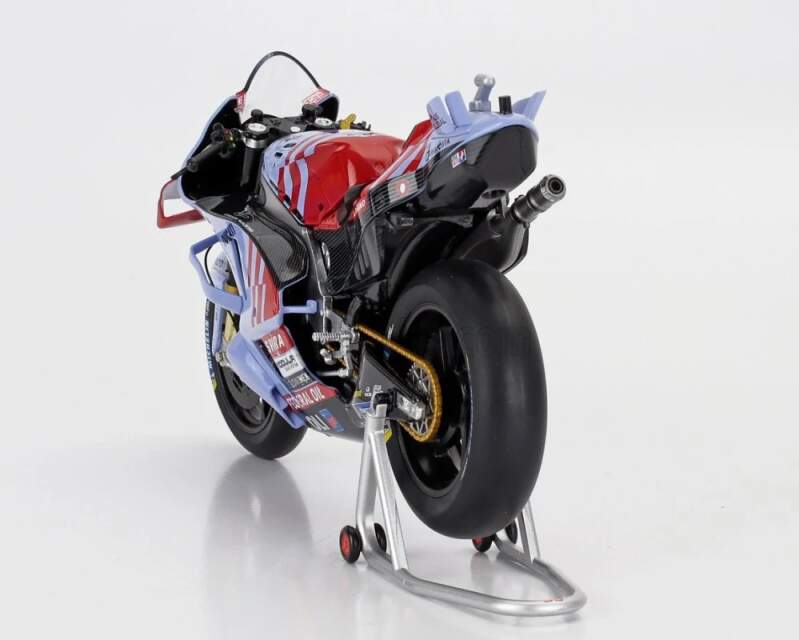 Model NZG MotoGP – Ducati GP23 Marc Márquez