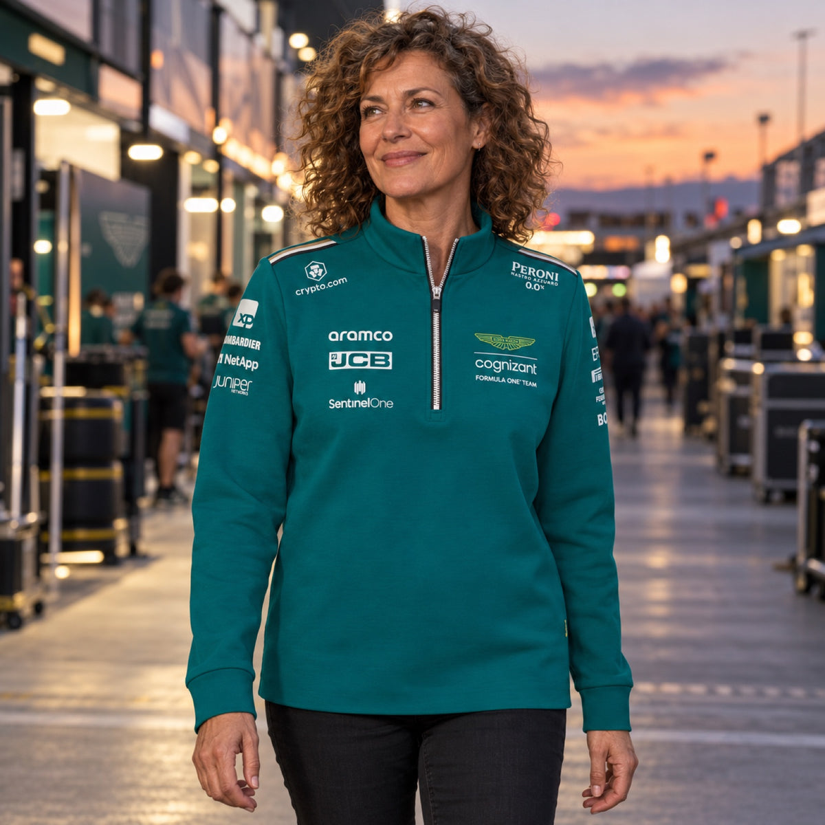 Mikina Aston Martin F1 Team – ilustrační foto (AI)