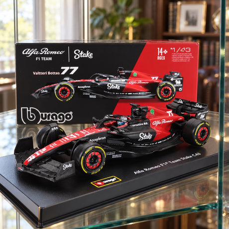 Model Alfa Romeo F1 C43 Bburago #77 Valtteri Bottas 2023 v měřítku 1:43 – Signature – ilustrační foto (AI)