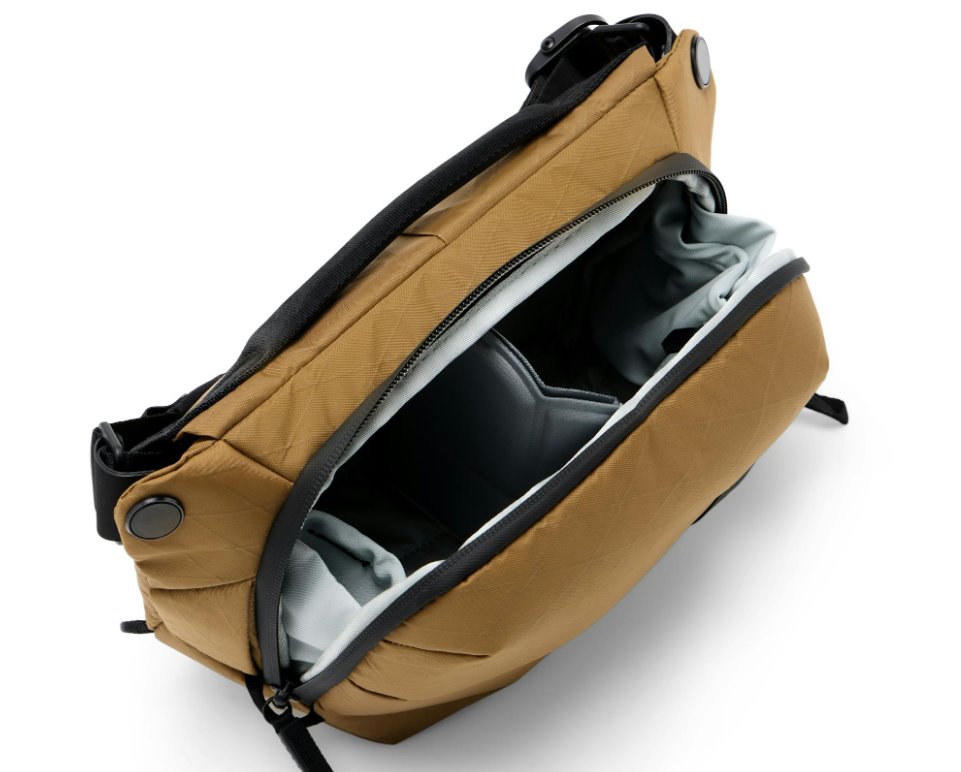 Taška přes rameno Peak Design Everyday Sling 3L v2 - Coyote
