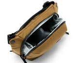 Taška přes rameno Peak Design Everyday Sling 3L v2 - Coyote
