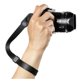 Peak Design Cuff - kožený řemínek na fotoaparát zápěstní - Black