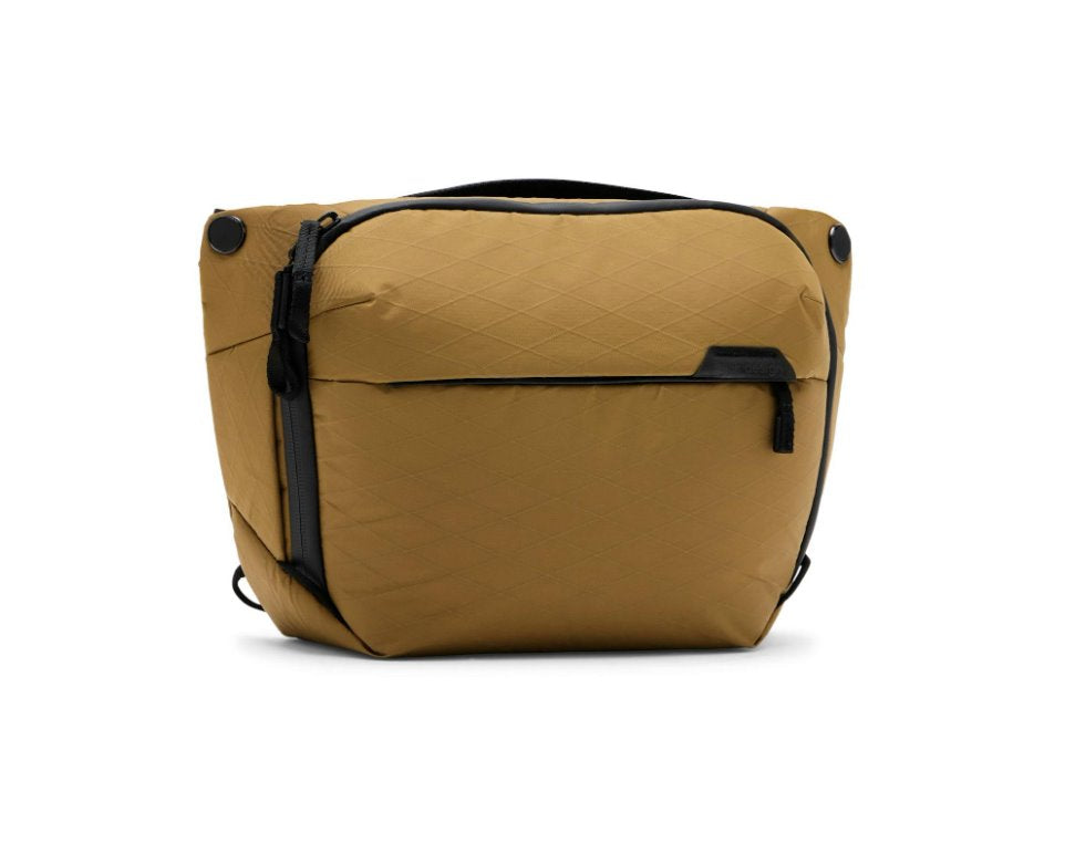 Taška přes rameno Peak Design Everyday Sling 6L v2 - Coyote