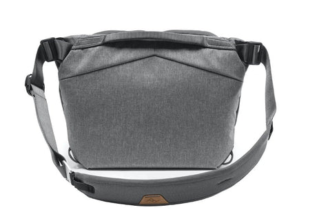 Taška přes rameno Peak Design Everyday Sling 3L v2 - Ash