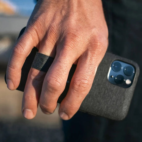 Pouzdro Peak Design Everyday Loop Case pro iPhone 13 Standard - Charcoal