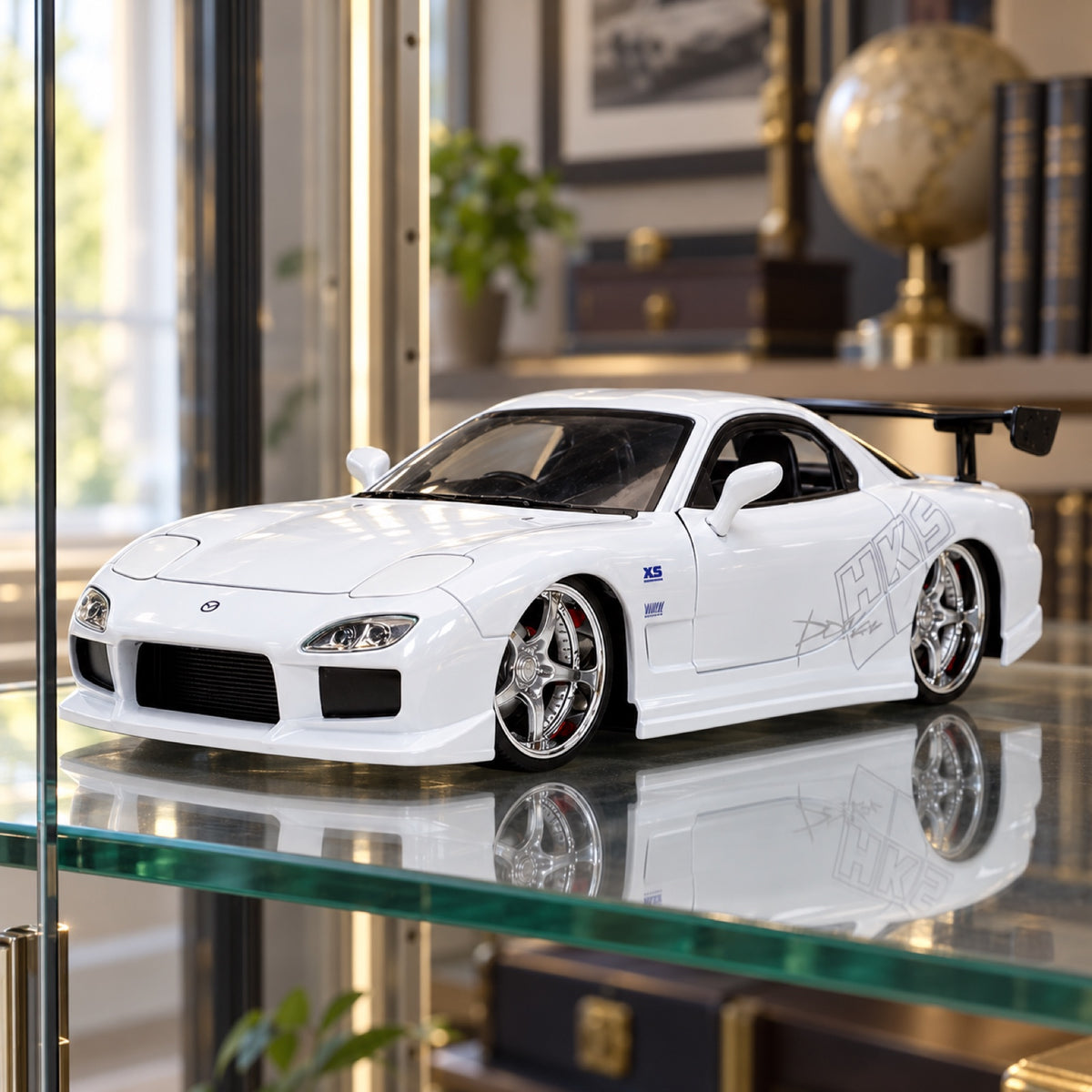 Model Rychle a zběsile Mazda RX-7 – bílý – ilustrační foto (AI)