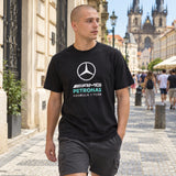 Mercedes-AMG PETRONAS F1 x Adidas DNA GRAPHIC T-Shirt – Lifestyle Edition – ilustrační foto (AI)