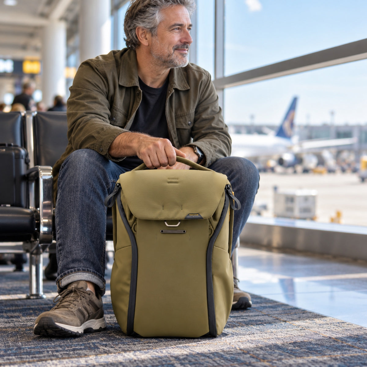 Batoh Peak Design Everyday Backpack 20L v2 – Kelp – ilustrační foto (AI)