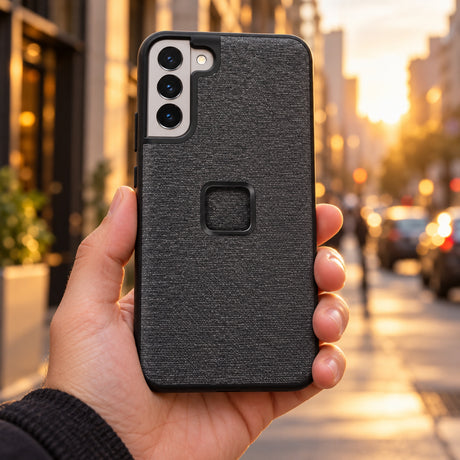 Pouzdro Peak Design Everyday Case – Samsung Galaxy S22+ – Charcoal – ilustrační foto (AI)