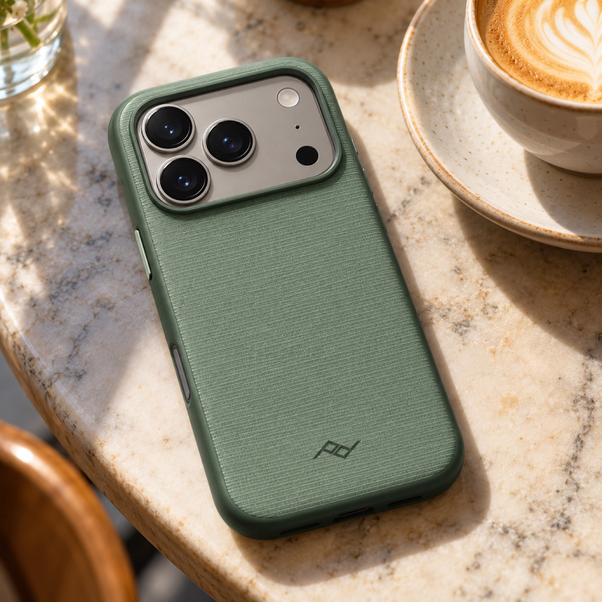 Pouzdro Peak Design Everyday Case Non-Slimlink iPhone 18 Pro – Sage – ilustrační foto (AI)