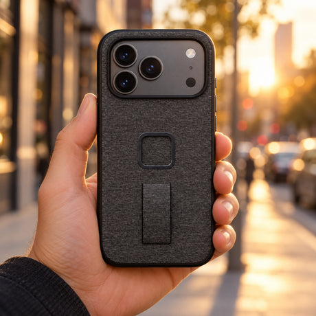 Pouzdro Peak Design Everyday Loop Case Slimlink iPhone 18 Pro – Charcoal – ilustrační foto (AI)