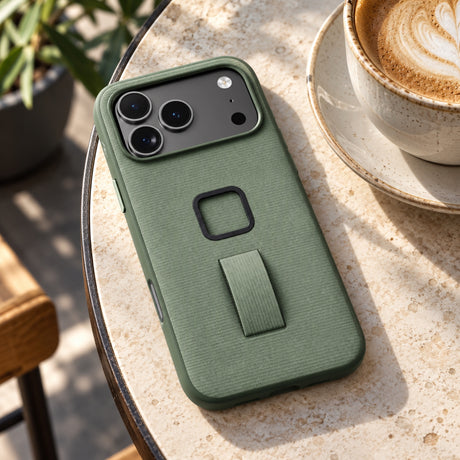 Pouzdro Peak Design Everyday Loop Case Slimlink iPhone 18 Pro Max – Sage – ilustrační foto (AI)