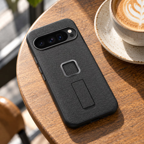Pouzdro Peak Design Everyday Loop Case Google Pixel 9 Pro – Charcoal – ilustrační foto (AI)