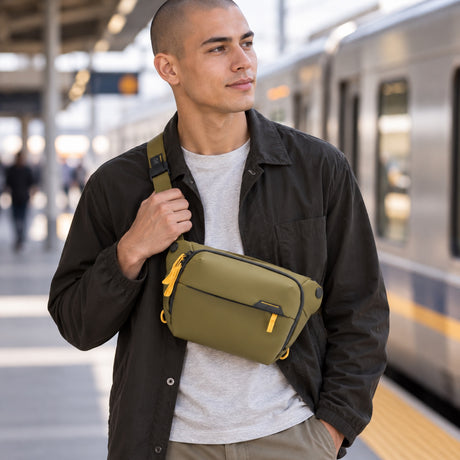 Taška přes rameno Peak Design Everyday Sling 3L – Kelp – ilustrační foto (AI)