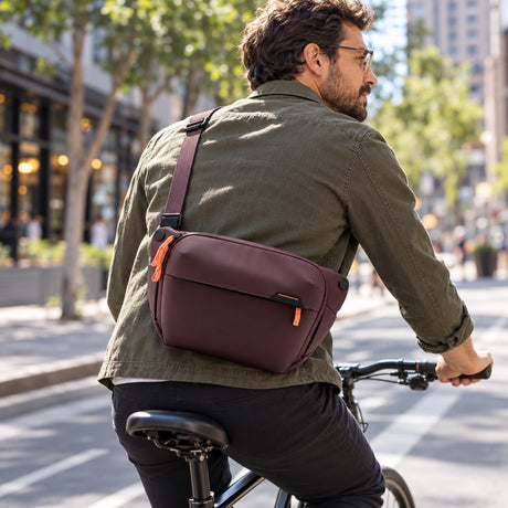 Taška přes rameno Peak Design Everyday Sling 6L – Eclipse – ilustrační foto (AI)