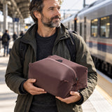 Cestovní organizér Peak Design Ultralight Packing Cube S Medium – Eclipse – ilustrační foto (AI)