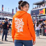 Mikina s kapucí Max Verstappen – Red Bull Racing F1 EXPRESS – oranžová – ilustrační foto (AI)
