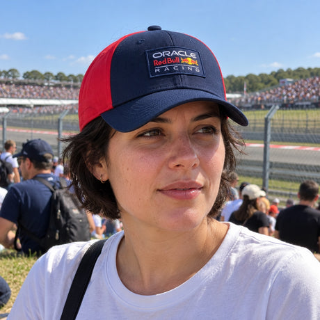 Oracle Red Bull Racing F1 MONO Cap with Logo – ilustrační foto 2 (AI)