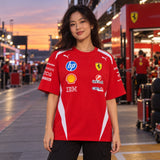 Tričko Scuderia Ferrari F1 x Puma s logy sponzorů – DRIVERS Edition – ilustrační foto (AI)