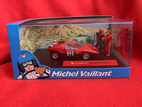 Model Michel Vaillant N 13 Marathon s figurkami