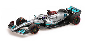 Model Minichamps Mercedes AMG Petronas W13 E George Russell v měřítku 1:43, Bahrajn 2022