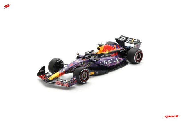 Model Spark Oracle Red Bull Racing RB19 Max Verstappen v měřítku 1:12 Las Vegas GP 2023