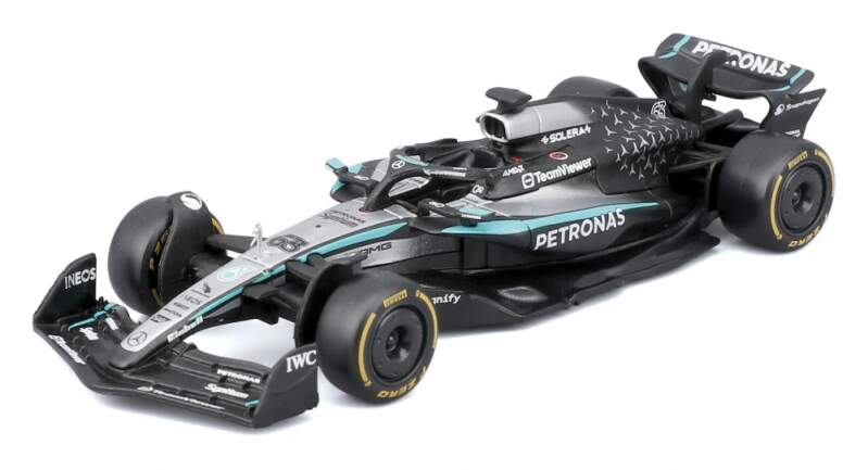 Model Mercedes AMG Petronas F1 W16 BBurago #63 George Russell 2025