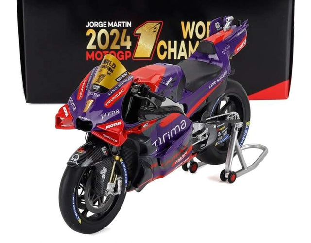 Model NZG MotoGP - Ducati GP24 Jorge Martin v měřítku 1:12 - edice World Champion