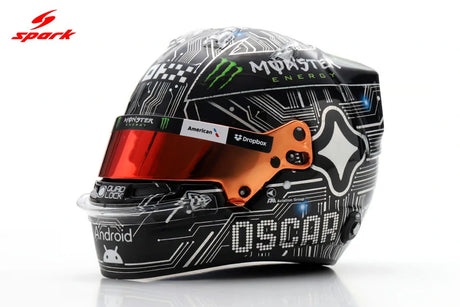 Model helmy Oscar Piastri Spark v měřítku 1:5 – USA GP F1 2025
