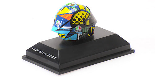 Model Minichamps přilby Valentino Rossi MotoGP test Sepang 2020