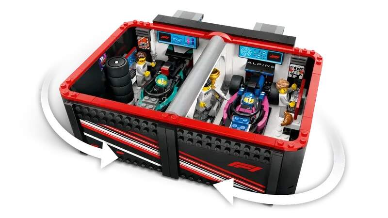 LEGO stavebnice Alpine/Mercedes - garáž Formule 1 - edice city