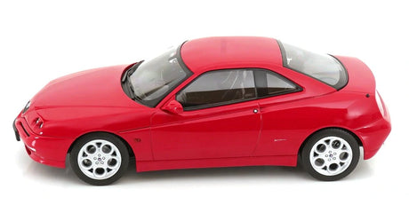 Model Norev Alfa Romeo GTV 1999 v měřítku 1:18 – červený