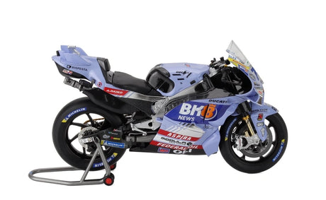 Model NZG Ducati Desmosedici GP25 Fermin Aldeguer v měřítku 1:12