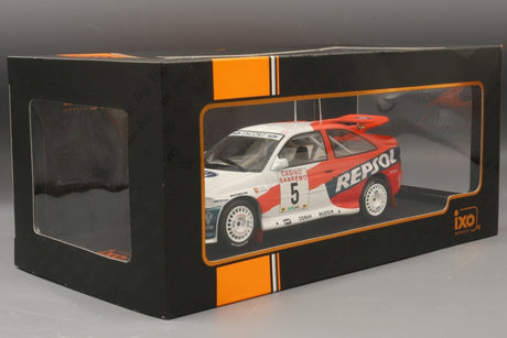 Model IXO Ford Escort RS Rally San Remo 1996 v měřítku 1:24