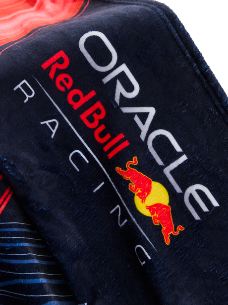 Oracle Red Bull Racing velká deka s motivem Formule 1